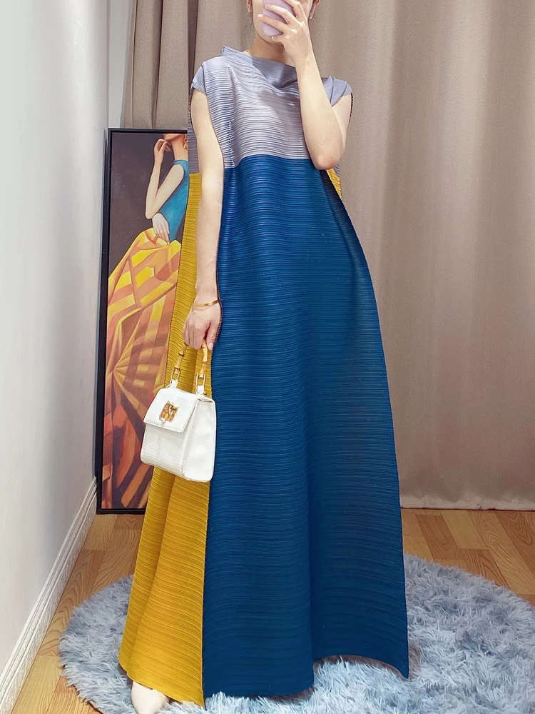 Miyake Pleated Color Matching Long Dress Fall 2021 Summer High Fashion Loose Plus Size Stand-up Collar Sleeveless Clothing | Женская