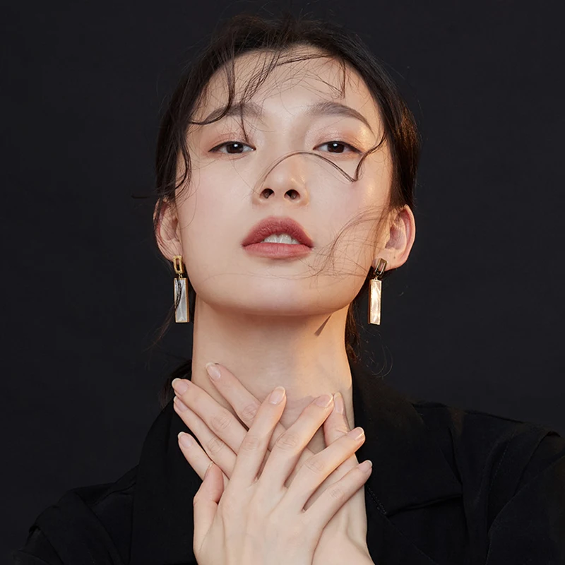 Clip on Earrings 5 Color Fashion Korea Simple Geometric Square Clip on Earrings for Women Golden Colorful Resin Non Pierced Ear Clips Trendy ear clip earrings clip earrings ear clip ear accessories