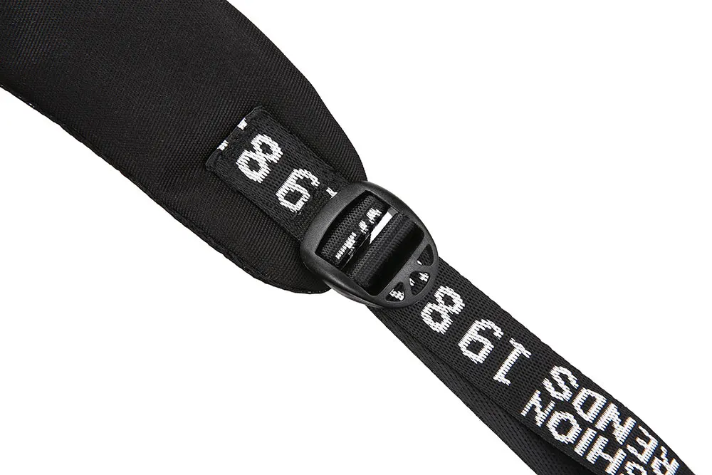 587A8206