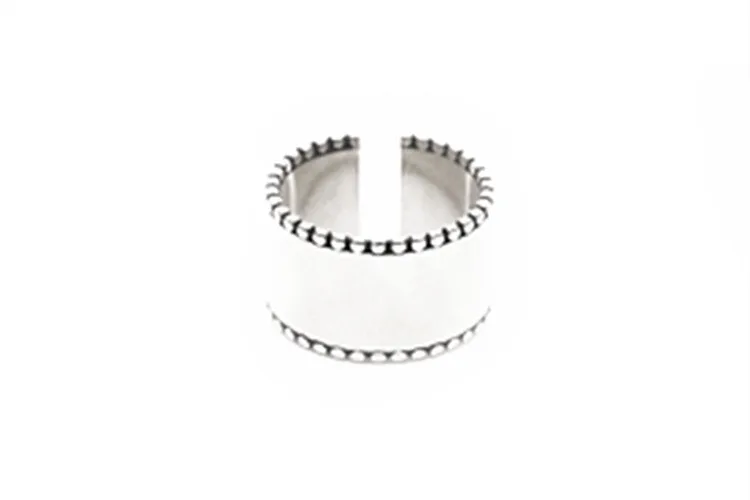 10445644707_1039125567