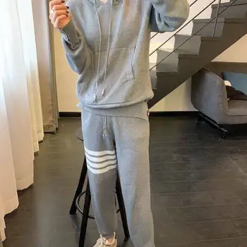 

Spring and autumn sleeves striped four-bar hooded sweater elastic waist tie casual sports pants lazy suit tide