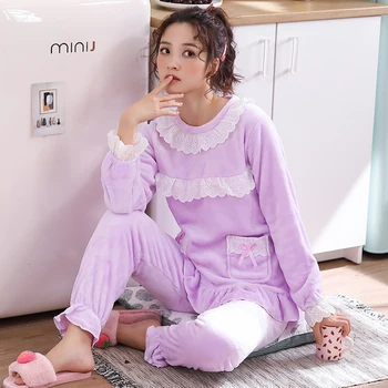 

Hot Sale 2020 Christmas Pajamas Set for Women Warm Flannel Sleepwear Set Thick Print Coral Fleece Women Elastic Party Pajamas