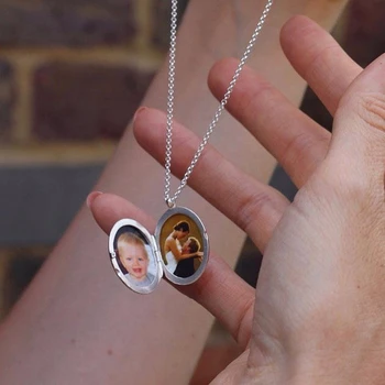 

PHOTO LOCKET NECKLACE PERSONALIZED FOR WOMEN GIRLS MEN STAINLESS STEEL ROUND FOR BIRTHDAY ANNIVERSARY ROMANTIC GIFT
