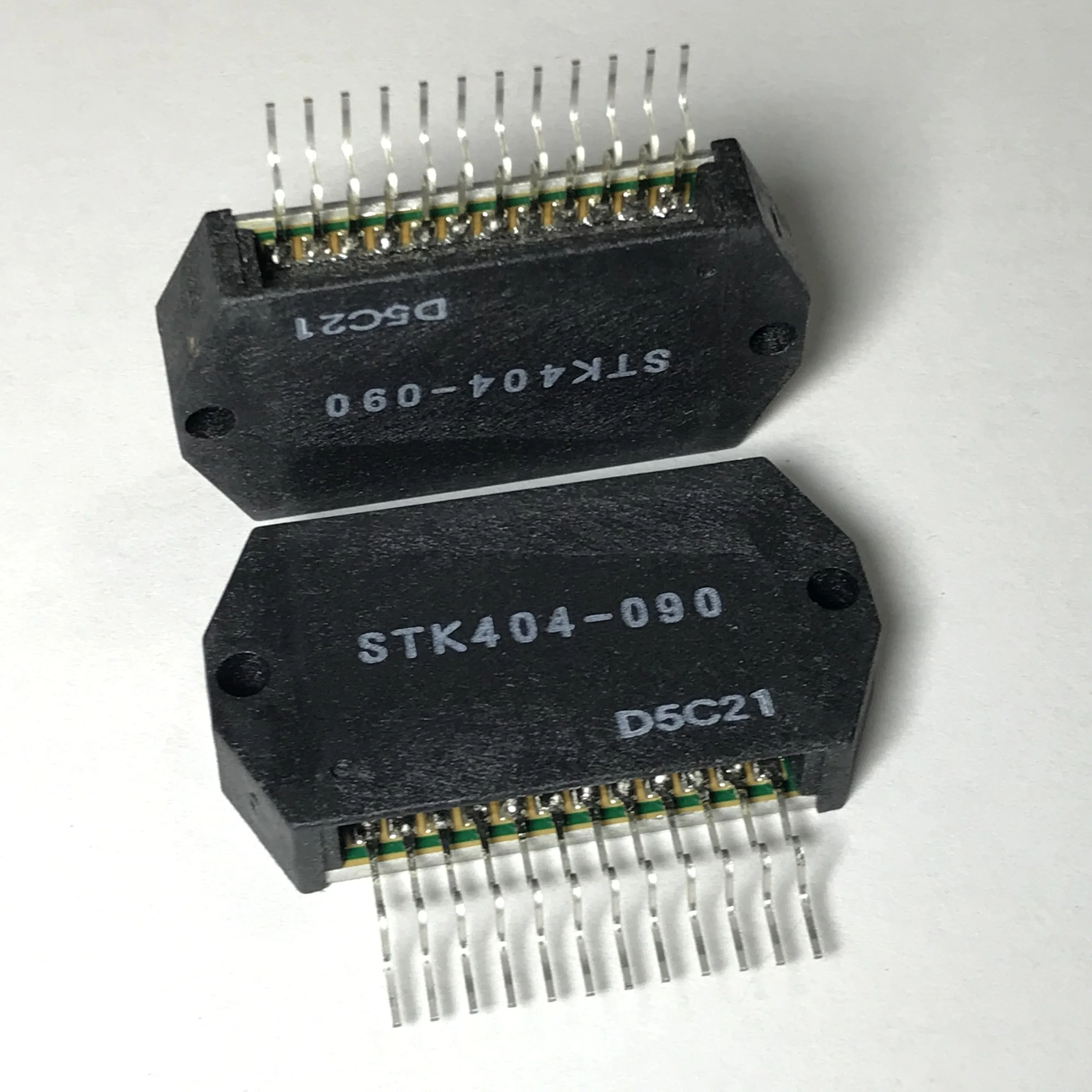 STK404-090-E STK404-090 404-090 STK404 HYB-12P 2 шт./лот