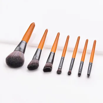 

7pcs Wooden Handle Makeup Brush Set Cosmetic Beauty Tool Kit Loose Powder Foundation Brush For Makeup Tool Cosmetic Brush Kit