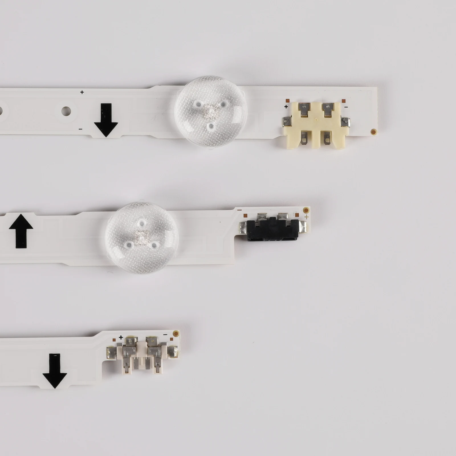 

10pcs LED Backlight Strip 2014SVS40 D4GE-400DCA-R1 D4GE-400DCB-R1 For SamSung 40'' TV UE40H6500 UE40H5500 UE40H6200 UE40H5100
