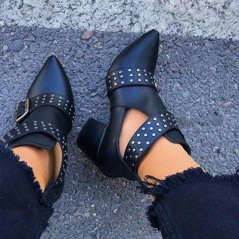 2020 Autumn and Winter New Women Boots Thick Heel Pointed Belt Buckle Rivet Martin Boots Women's Short Boots Women's Shoes