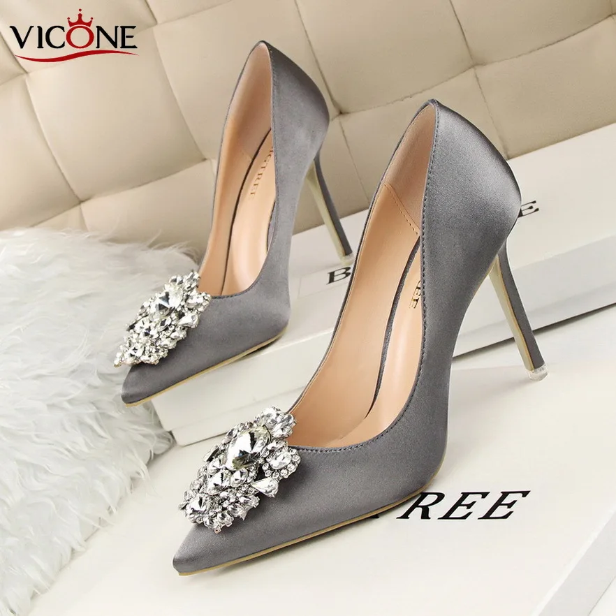 

VICONE Man-made Diamond WOMEN'S Shoes Thin Heeled High-Heel-Slimming Shallow Mouth Pointed Shiny Man-made Diamond Buckle Shoes