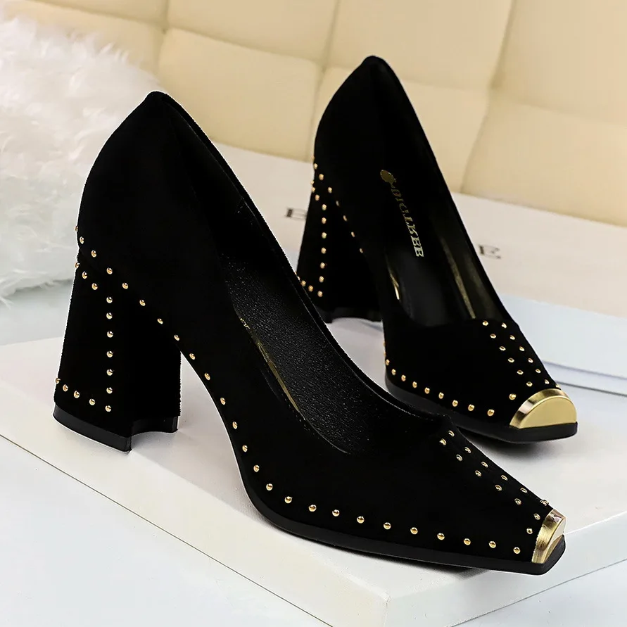 

Candy-colored Asakuchi Slippers 2019 Autumn New Pointed Rivets with High Heels Flops Female Sandalias Femenina N8-45