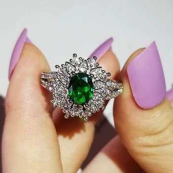 

2020 new luxury green color Flowers 925 sterling silver engagement ring for women lady anniversary gift jewelry bulk sell R5723