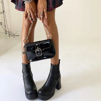 

New Lacquered Leather Bright Face Lock Chain Underarm Women's Bag Shoulder Carrying Stick Bag Messenger Bag