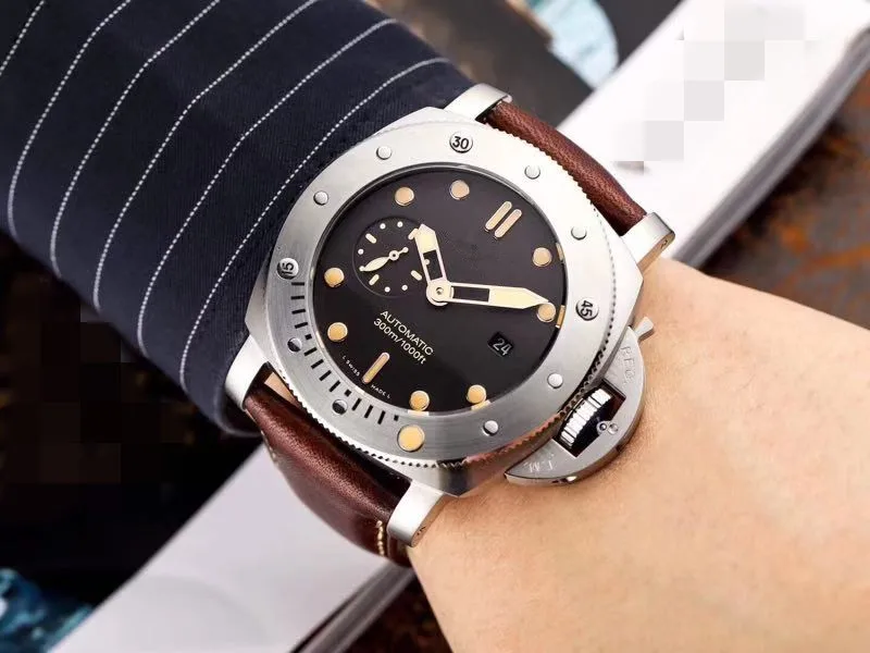 

WG09424 Mens Watches Top Brand Runway Luxury European Design Automatic Mechanical Watch
