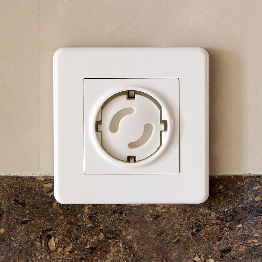 Socket Covers 5pcs Baby Safety Rotate Cover European Standard Children Against Electric Protection Socket Plastic Security Locks