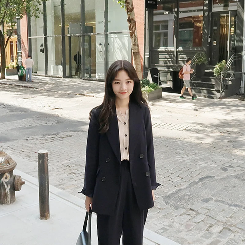 

Suit women 2020 spring and autumn new straight casual fashion loose small nine points two-piece suit wild thin women's clothing