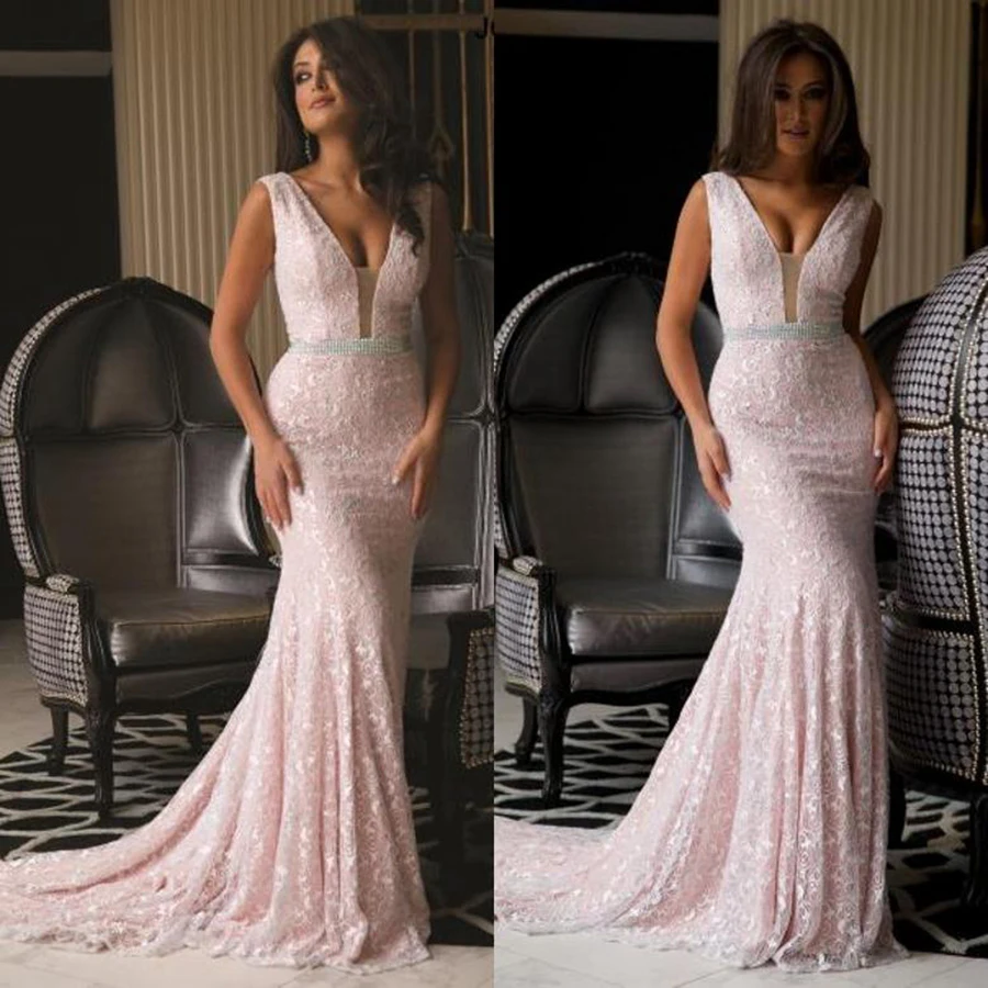 Sexy Diepe V-hals Mermaid Lange Vestido De Noiva 2018 Roze Kant Formele Slijtage Kralen Sweep Trein Bruidsjurk Bruidsmeisje jurken Sexy Diepe V-hals Mermaid Lange Vestido De Noiva 2018 Roze Kant Formele Slijtage Kralen Sweep Trein Bruidsjurk Bruidsmeisje jurken