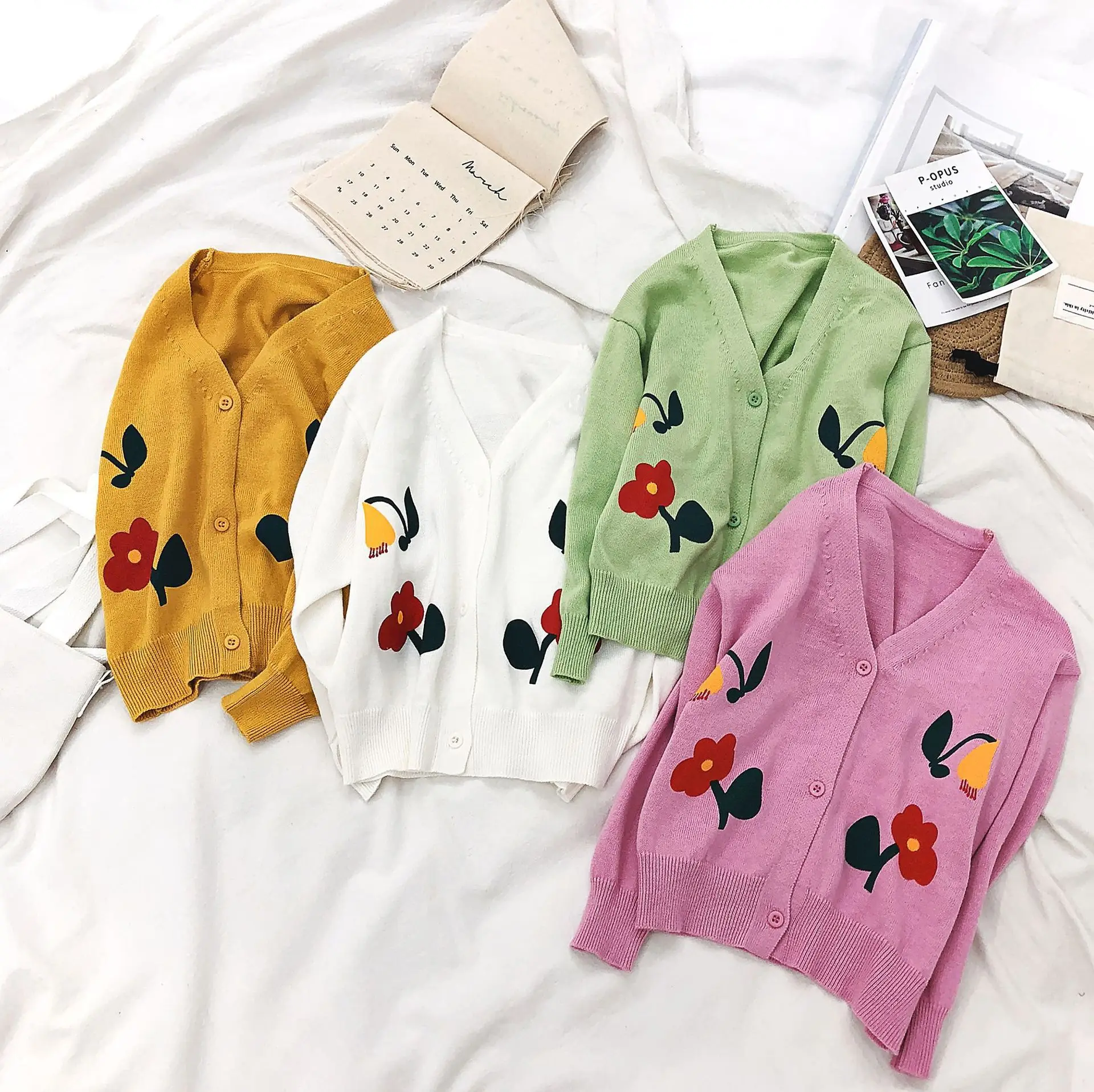 Осенний разноцветный вязаный кардиган для девочек; Детский милый свитер с маленькими цветами; пальто; детская одежда