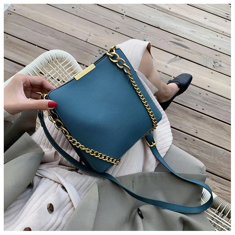 12284921736_2051307013