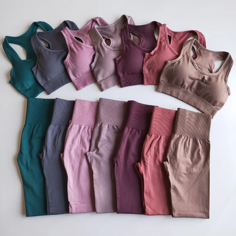 12887873878_559619995