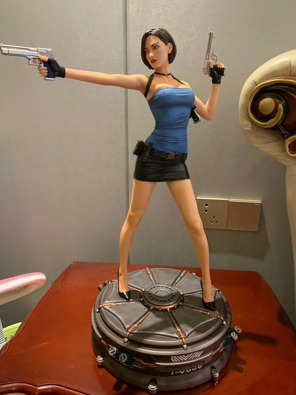 WildhorseStudioResidentJillvalentine14ScaleResinStatueFigures