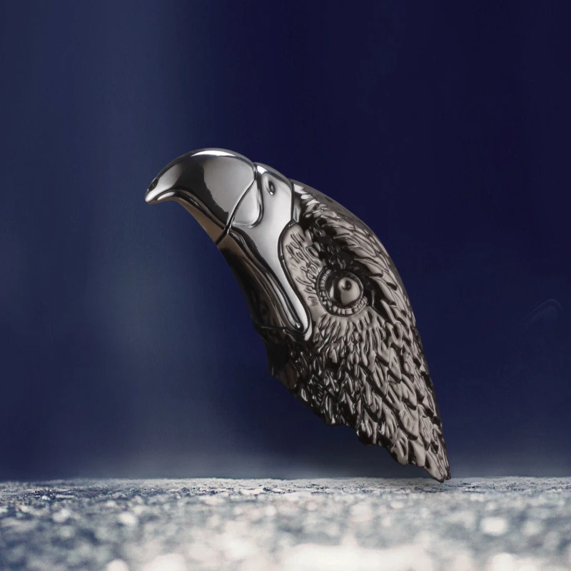 

2020 New Eagle Head Metal Butane Gas Lighter Crafts Creative Personality Inflatable Lighter Free Fire Lighter Gadgets For Man