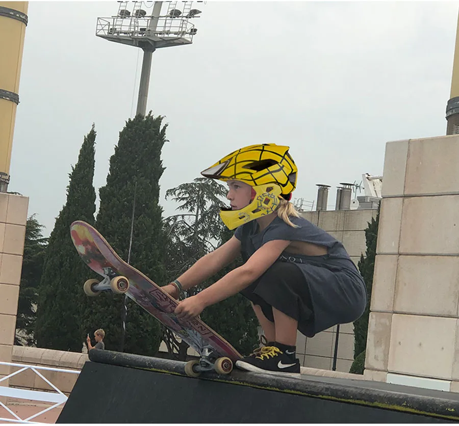KINGBIKE Children Riding Helmet Bike Bicycle Cycling Skating Protection Safety MTB Bicycle Bike Helmet Kids Sport Cycling Helmet