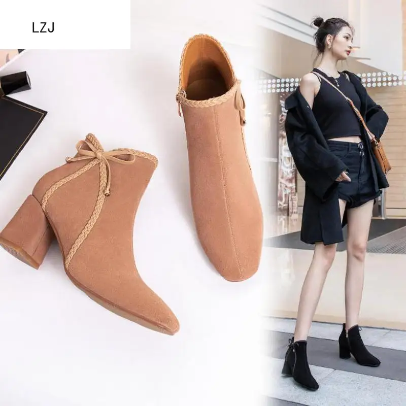 

LZJ Classical New Side Zip Ankle Women Boots Street Outdoor Style Girl 6.5cm High Heel Boots Fashion Women Shoes Fringe Boots