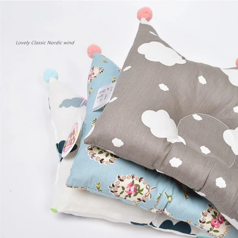 Molding pillow infant pillow infant pillow 0-1 year old anti-deviation pillow infant correction