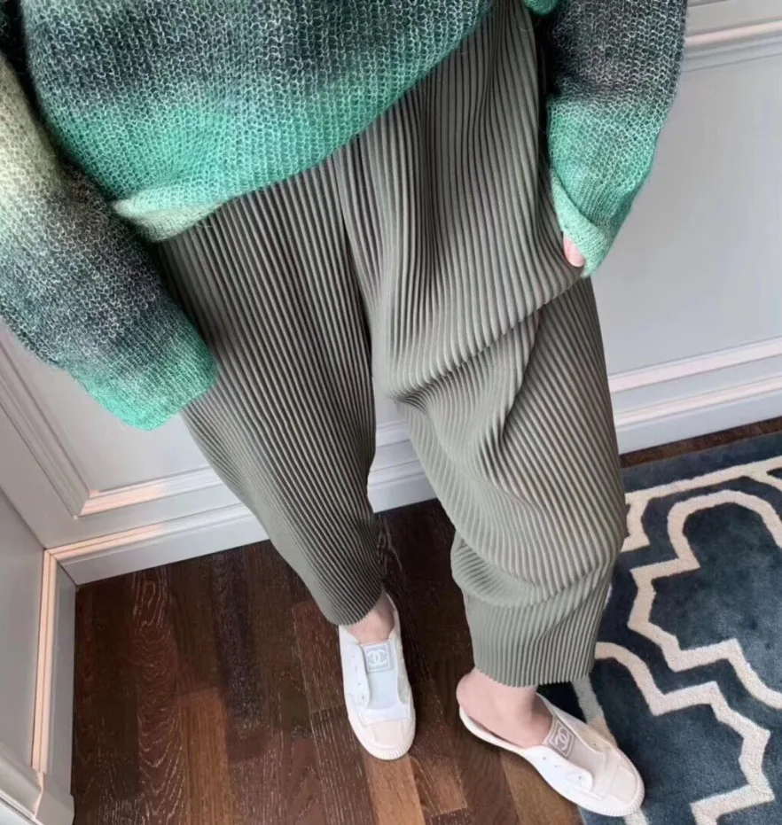 MIYAKE плиссированные брюки осенние новые классические узкие универсальные повседневные укороченные брюки Широкие брюки