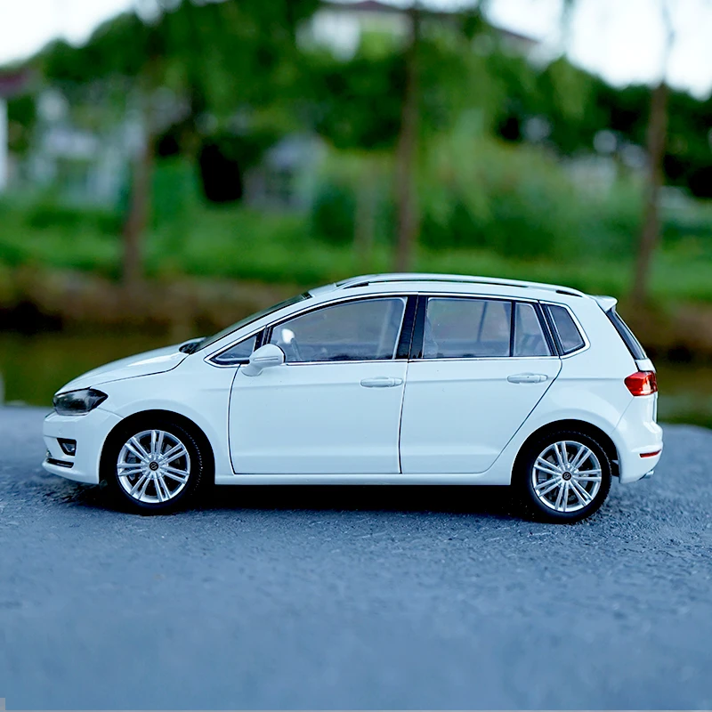 Оригинальная коробка, 1:18, высокая точность, VW GOLFSportsvan, сплав, модель автомобиля, статическая металлическая модель автомобилей для коллекционирования, подарок