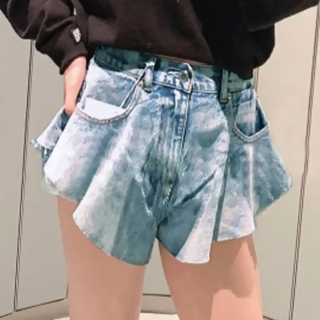 women's elastic waist shorts with pockets