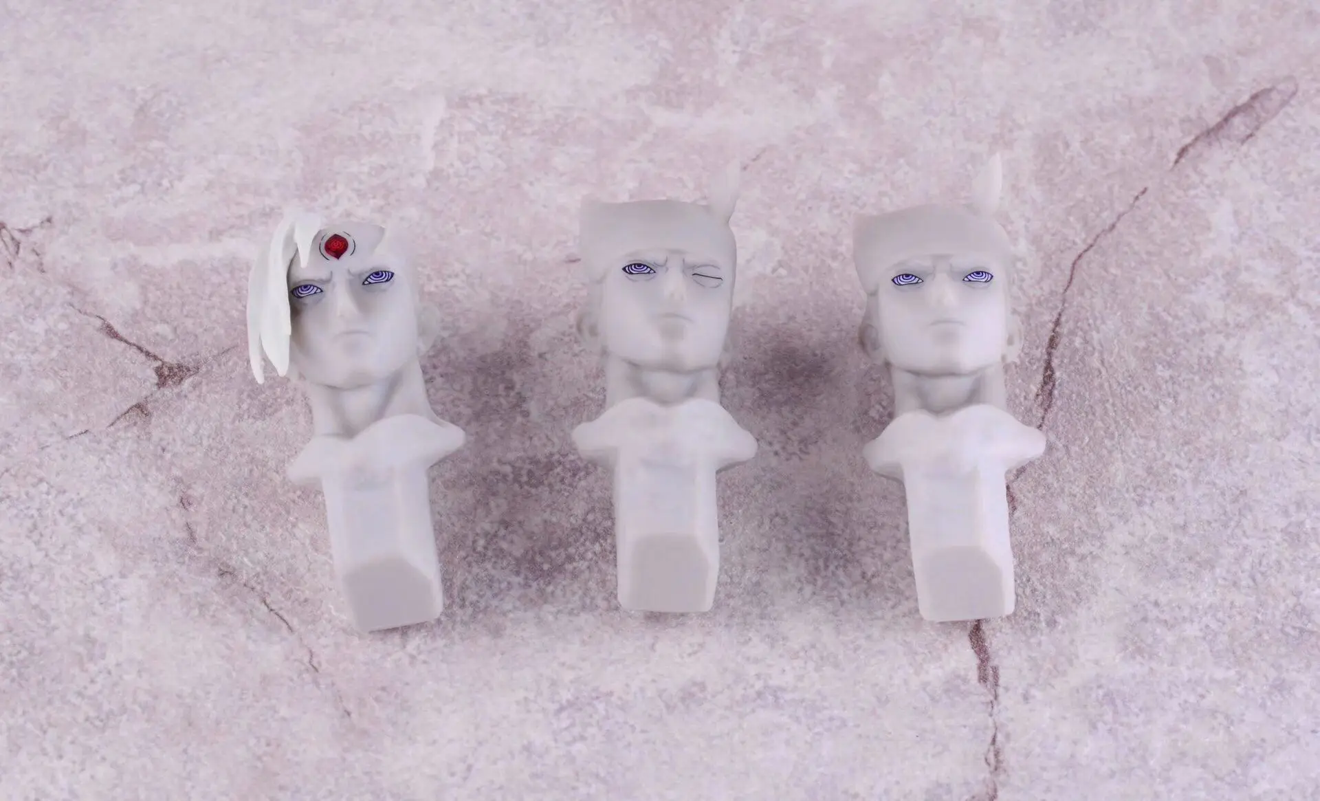 

Anime Naruto Six Immortal GK Uchiha Spot Garage Kit Model Replaceable Plug Doll Decoration