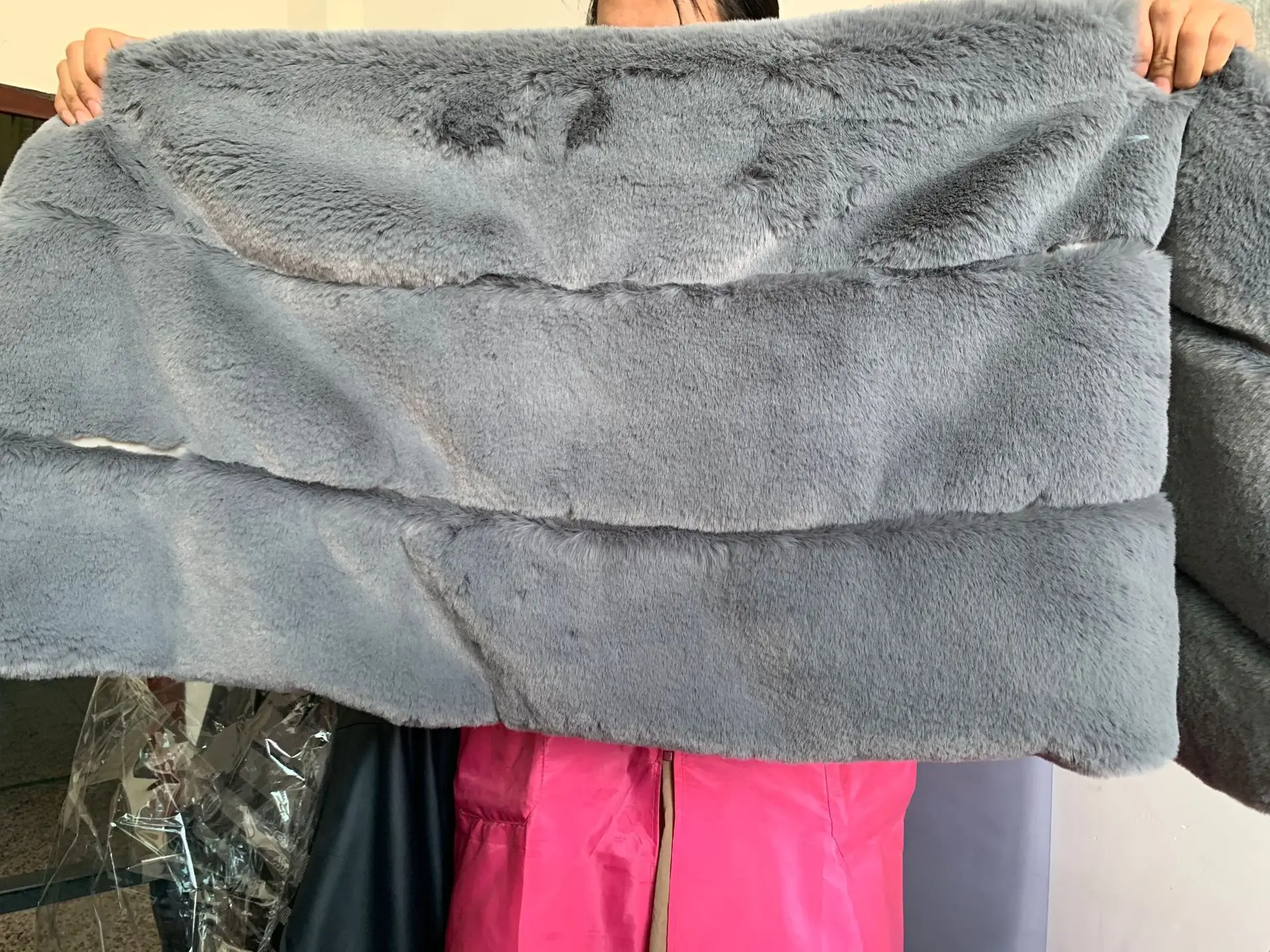 Для женщин меховая шаль корткое пальто из искуственного меха лисы меха Haining плащ Тип дикий мех цельная жилетка зимняя Для женщин - Цвет: grey