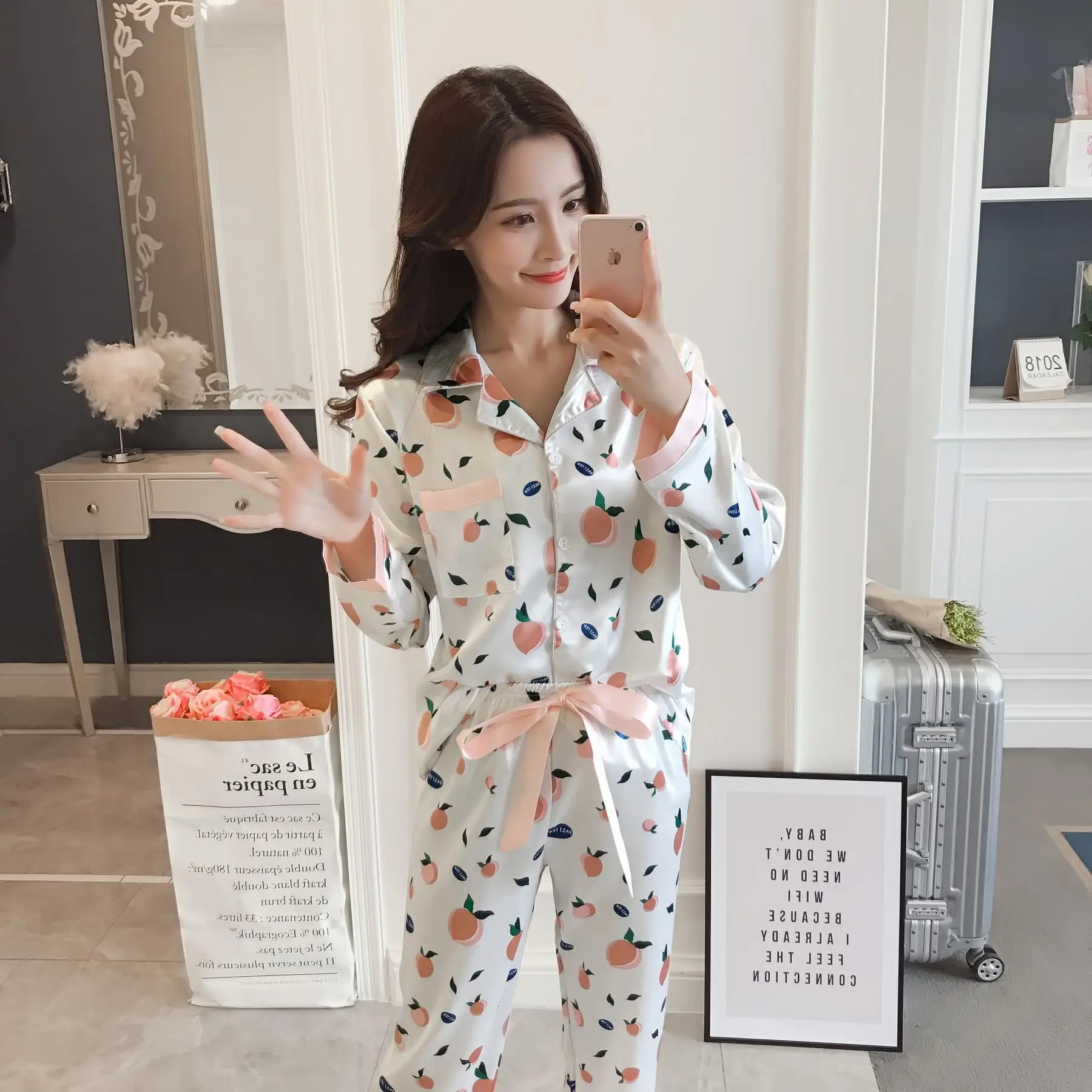 

South Korea CHIC Peach Sub-Sweet Pajamas Women's Autumn Model Silk Cardigan Long Sleeve Trousers Homewear Set
