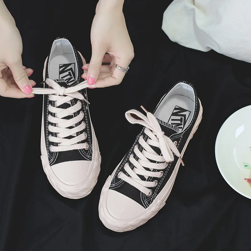 

2019 new fashion casual shoes 36.45