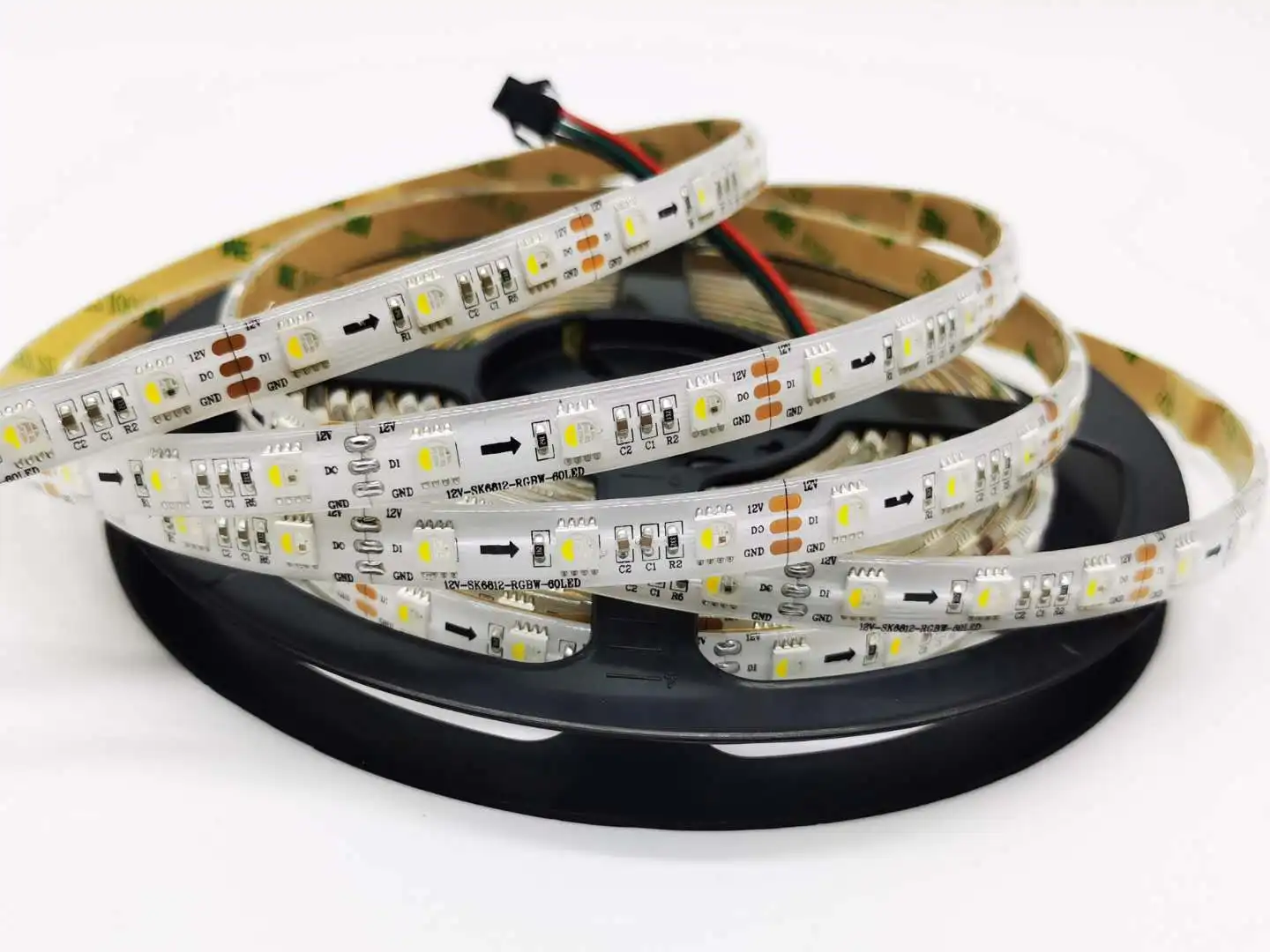 Светодиодная ленсветильник SK6812 (аналогичная WS2812B IC) 12 В постоянного тока RGBW 5 м 60 пикселей/светодиодов/м