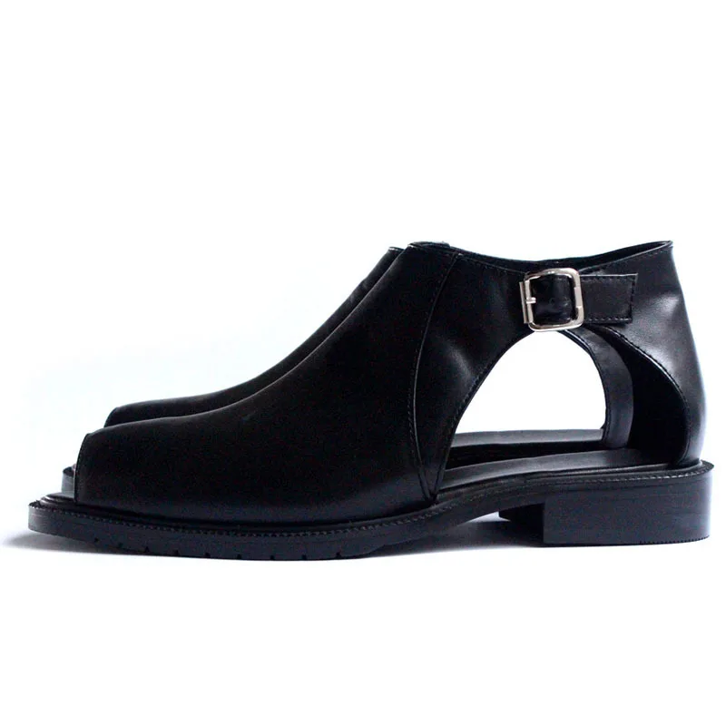 buckle mens flip flops