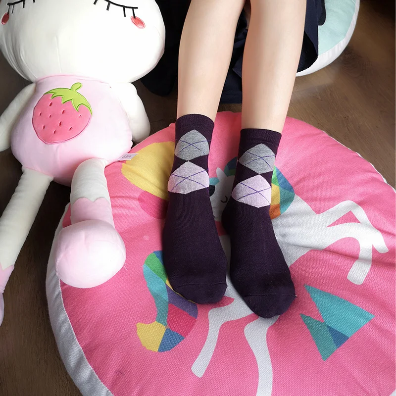 Purple LIONZONE цвет Harajuku ретро для женщин леди свободные носки зима в трубке корейский Фиолетовый Синий Желтый Розовый дизайнер Рождество милый - Цвет: Purple