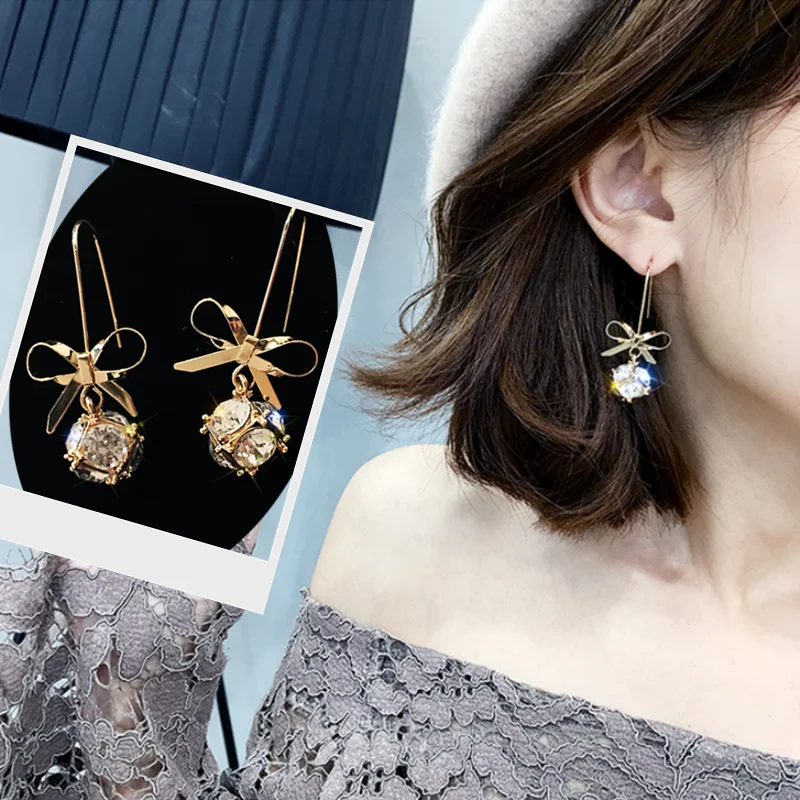 

Pearl Bowringring Shining Crystal Bow Earrings Long Temperament Wild Ear Jewelry Personality For Ladies Gifts Wholesale
