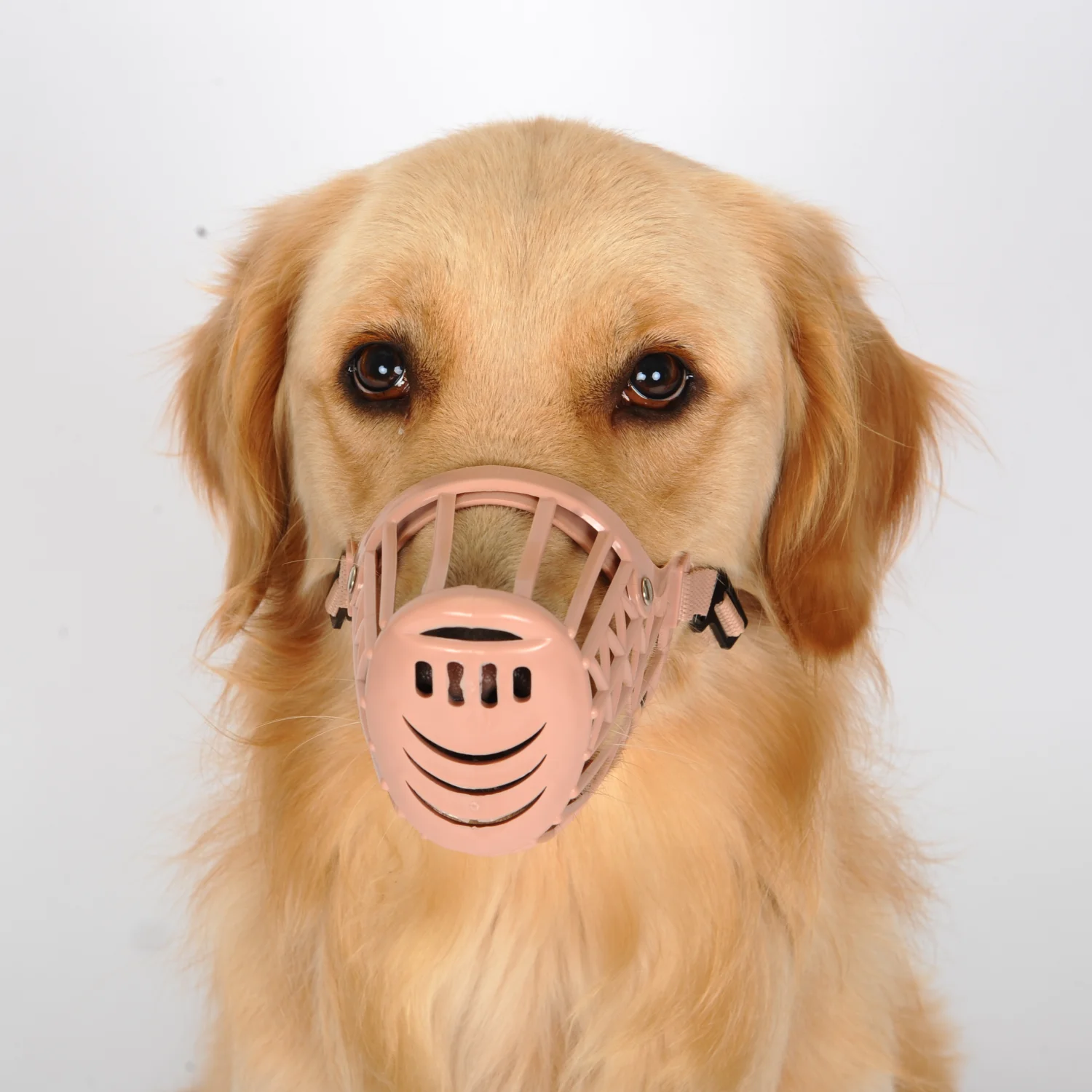 HOOPET Baskerville Ultra Dog No Bite Muzzle Comfortable Soft Plastic Mesh Basket Protect the Furniture Dog Suppliers
