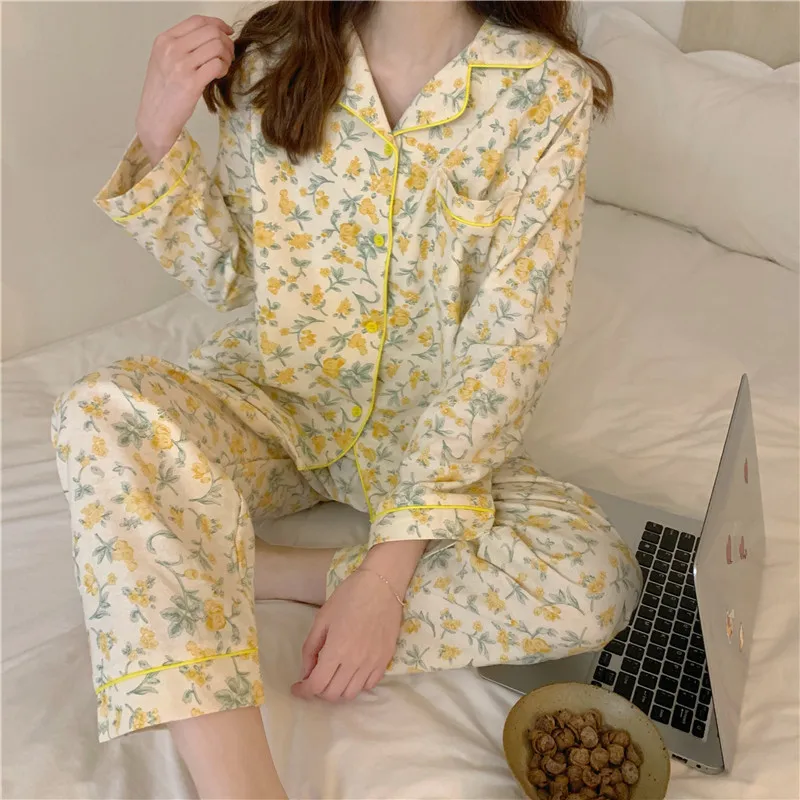 

Spring New Women Chic Pink Yellow Floral Print Long Sleeve Pajamas Set Woman Sweet Soft Sleepwear Breasted Pyjama Femme