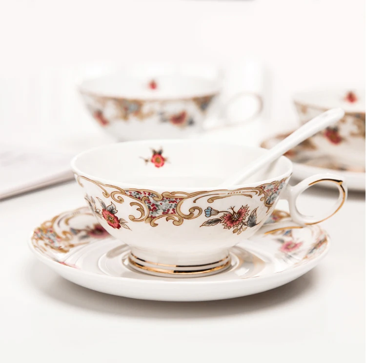 Ceramic Coffee Cups Set European Small Luxury Bone china Afternoon Tea set Flower Tea Cup & Saucer Household Kitchen accessories