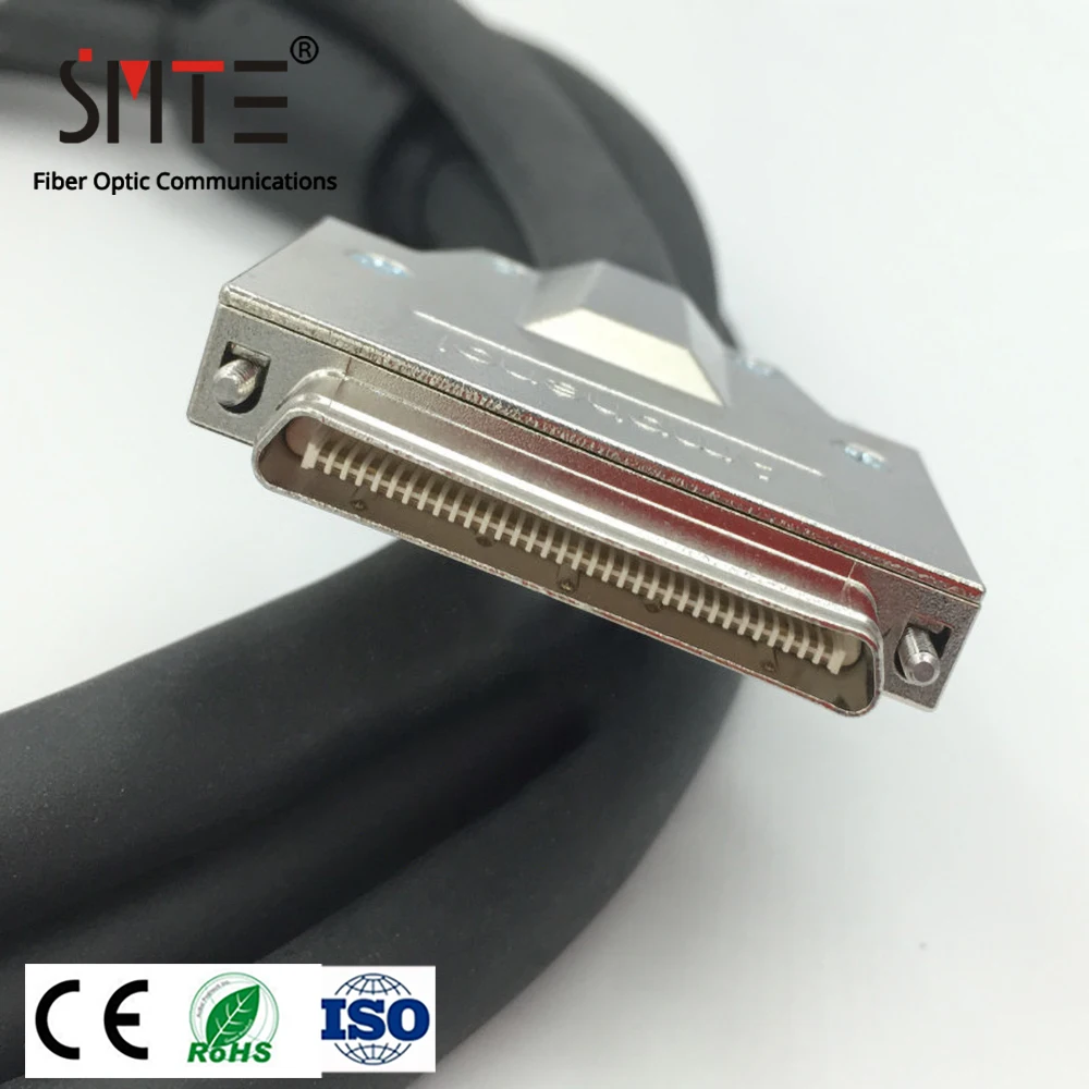 中古】【輸入品・未使用】0.8mm Male / 0.8mm Male VHDCI 68 SCSI