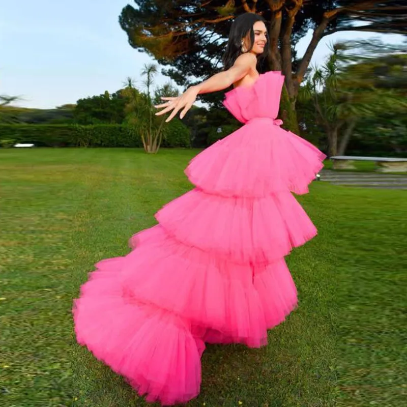 

Sexy Long Evening Dresses Strapless Sleeveless Evening Dresses 2020 Backless Crystals Saudi Arabia Evening Gowns