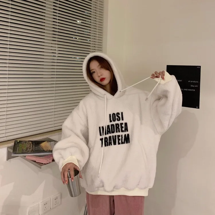 PX3382 2020 new lamb wool hooded loose letters