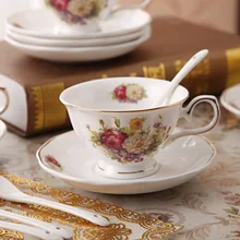 Северный Европейский стиль Королевский первоклассный керамический фарфоровый набор кофейных чашек чайная чашка молочная чашка с блюдцем и ложкой цветочный узор