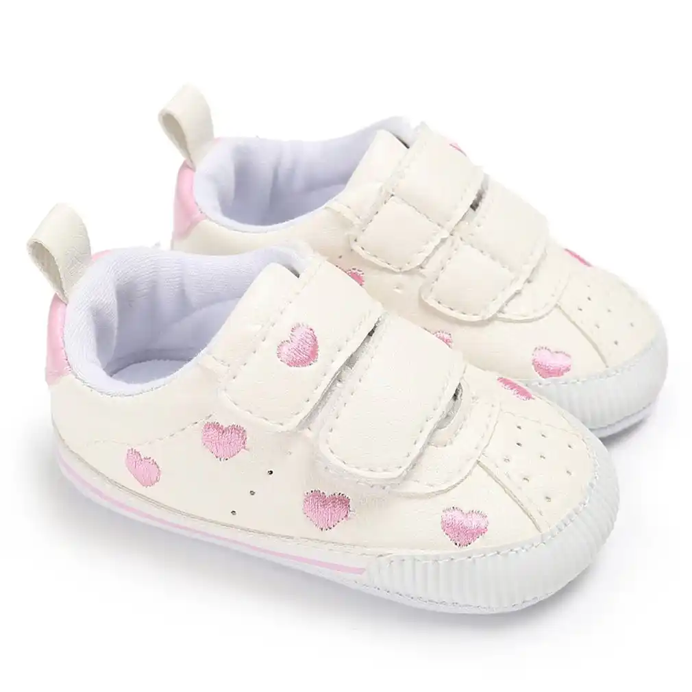 infant walking shoes