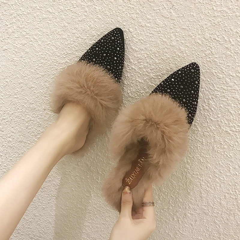 

Shoes Woman 2019 Loafers Flat Slippers Mules Women Flock Cover Toe Low Pokemon Plush New Fur with fur Slides Rubber Basic Short