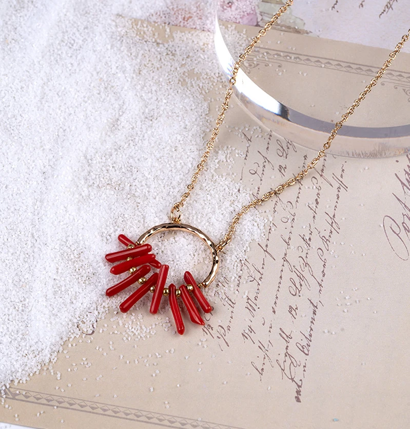 Bohemian Red Coral Halsketten für Frauen Vintage Halsband Shell Anhänger Erklärung Party Schmuck Stein Perle Kette Bohemian Red Coral Halsketten für Frauen Vi_voghion.com
