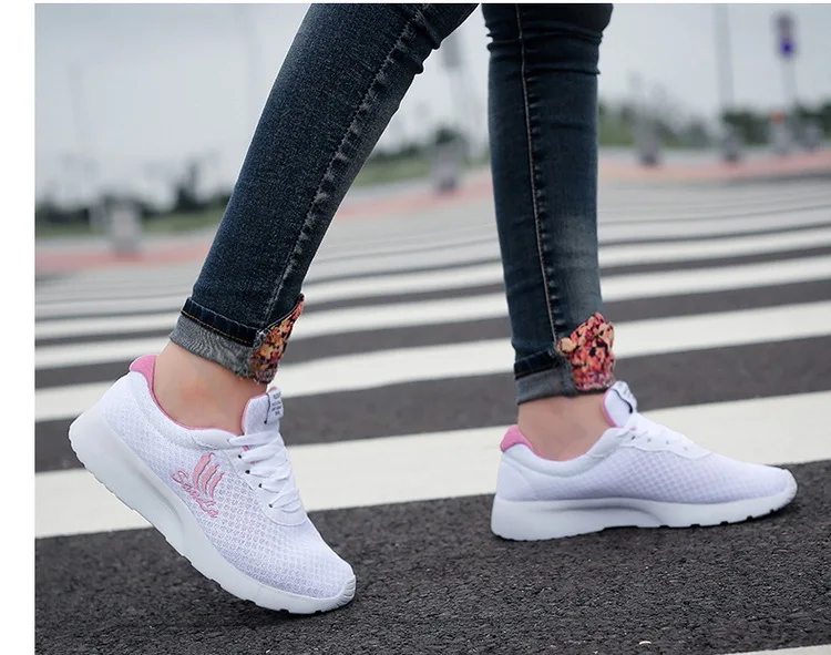 Autumn New Style Breathable Rubber Shoes Sneakers Women's Korean-style Versatile Mesh Lace-up Thick Bottomed Casual Shoes R