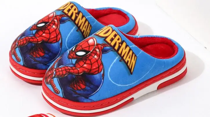 Spiderman red Зимние детские тапочки принцессы с рисунком для девочек и мальчиков; Домашние Нескользящие теплые хлопковые тапочки с мягкой подошвой; xq01 - Цвет: Spiderman red